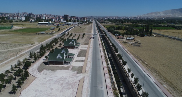 Başkan Özdemir, Bucak Çayır Atatürk Orman Çiftliği Gibi Olacak