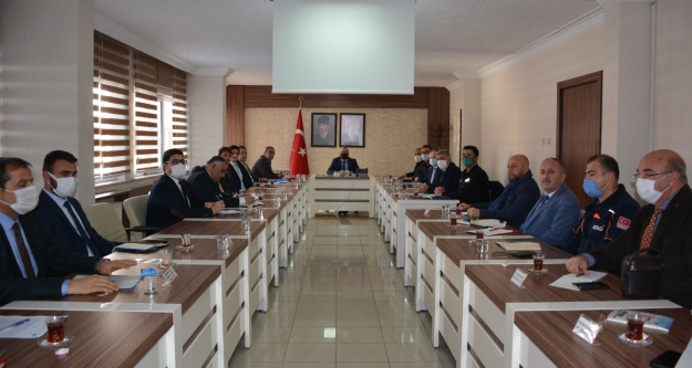 KIŞ TEDBİRLERİ KOORDİNASYON KURULU VALİ DR YILMAZ ŞİMŞEK BAŞKANLIĞINDA TOPLANDI