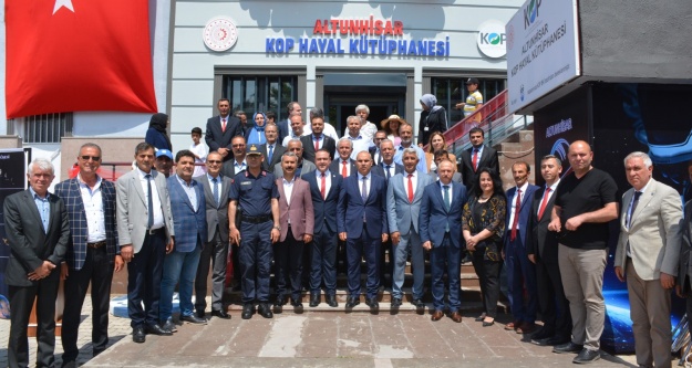 KOP Hayal Kütüphanesi Altunhisar İlçesinde Törenle Açıldı.