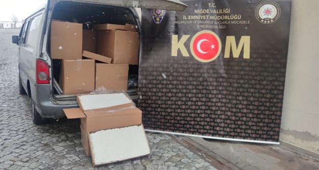 Gümrük kaçağı 475 bin adet dolu makaron ele geçirildi