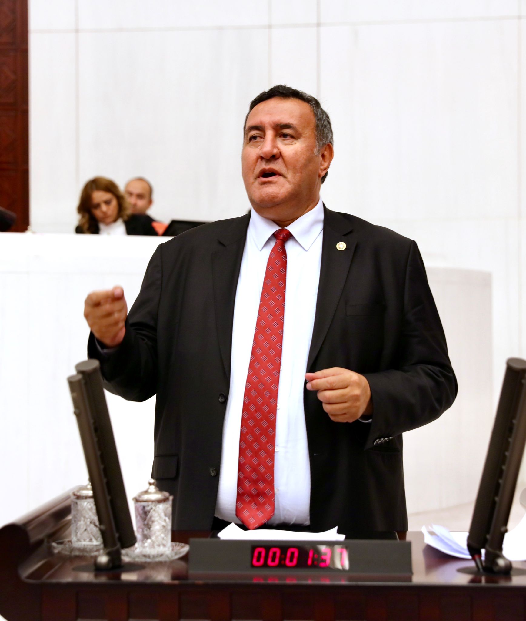 Gürer, 'Stajyerler yaşlılık sigortası ile çalıştırılmalıdır”