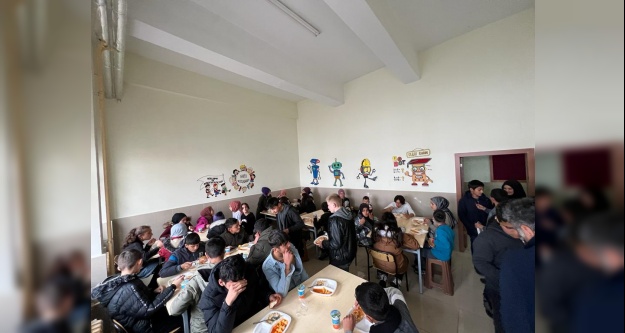 Göz Aydınlığı Çocuklar Öğrenimlerine Devam Ediyor
