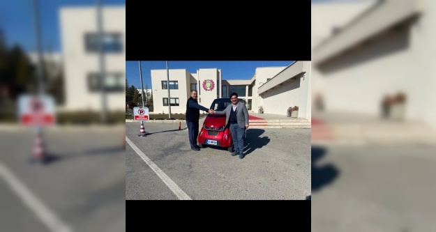 Niğde'de Üretilen Elektrikli Otomobilin İlk Satışı Yapıldı