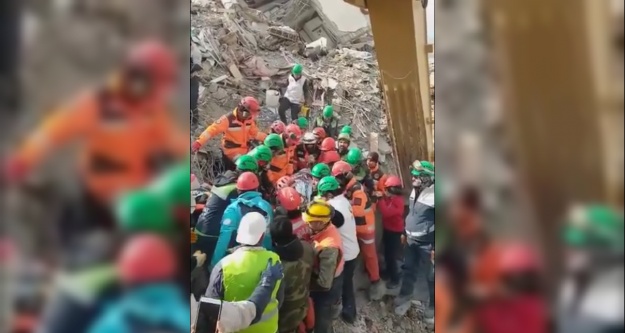 Niğde UMKE ekibi deprem bölgelerinde hayat kurtarmaya devam ediyor