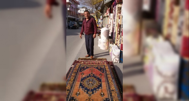 Niğde'de Dokuma Halılara Rağbet Sürüyor