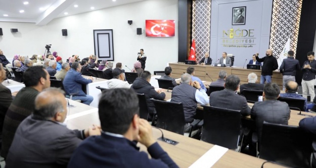 Niğdeli Depremzedelerden Başkan Özdemir'e Teşekkür Ziyareti