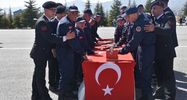Engellilerin bir günlük askerlik sevinci 