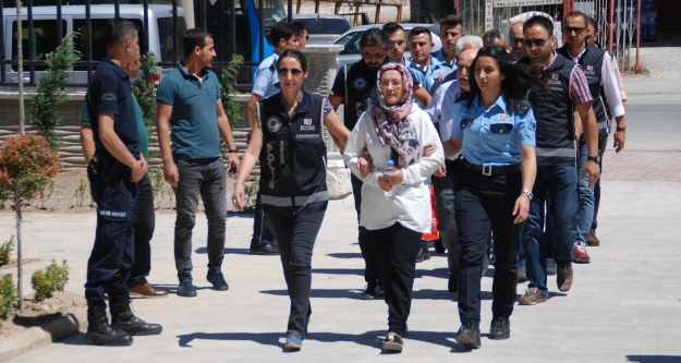 FETÖ'nün 5 üst düzey yöneticisi tutuklandı