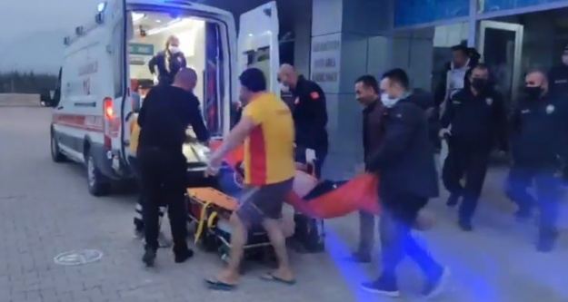 Yüzme havuzunda 18 yaşındaki genç boğuldu