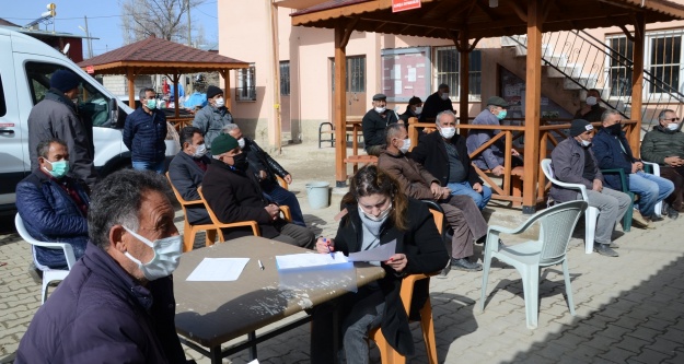 Hüsniye Köyünde Verimli Sulama Sistemleri Kursu Verildi