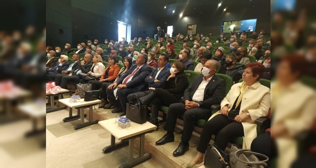 Böke, 'Dünden Bugüne Kadın ve Ekonomi' konferansına katıldı