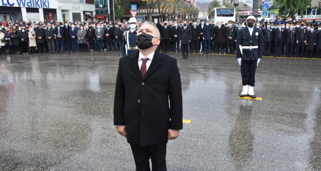 Ulu Önder Özlemle Anıldı