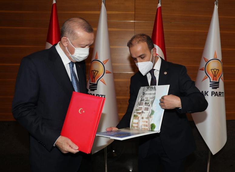 Ak Parti Niğde Milletvekili Selim Gültekin, Cumhurbaşkanı Recep Tayyip Erdoğan ile görüşerek, Niğde için taleplerini iletti.