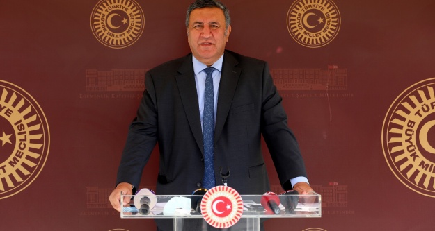 Gürer, 'Fırtına Bağ ve Bahçeleri Yıktı Geçti”