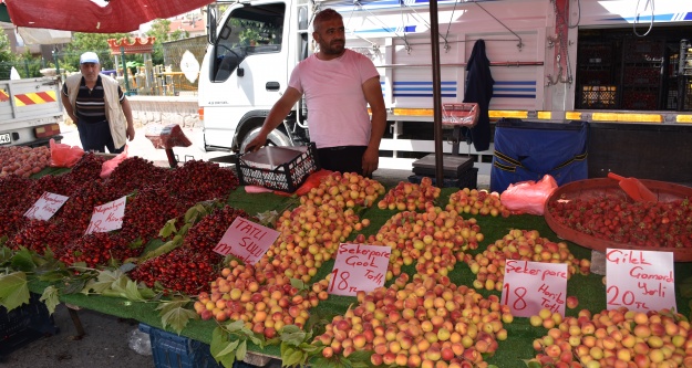 Yaz meyveleri cüzdanı yakıyor