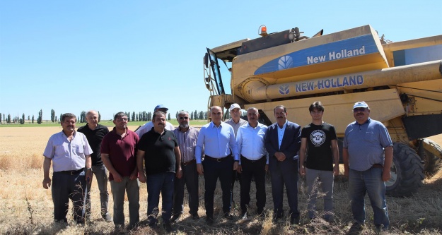 Niğde'de buğday rekoltesi geçen yıla oranla yüzde 20 arttı