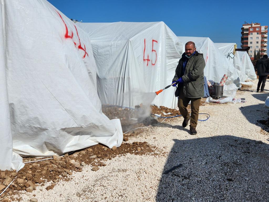 Niğde Belediyesi'nden Deprem Bölgesine İlaç ve Mama Desteği