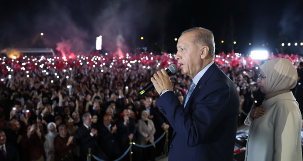 Erdoğan, 'Bugün kimse kaybetmemiştir, 85 milyonun tamamı kazanmıştır”