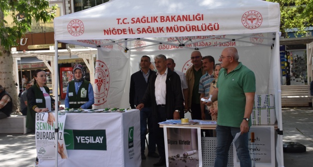 Niğde de sigarayı bırakma standı açıldı