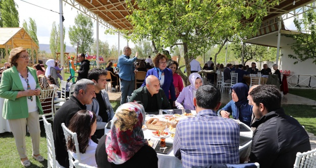 Niğde Dostluk Derneği'nden anlamlı etkinlik