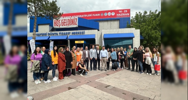 Niğdeli Kadınlar Kayseri Kadın Kooperatifleri fuarını ziyaret etti