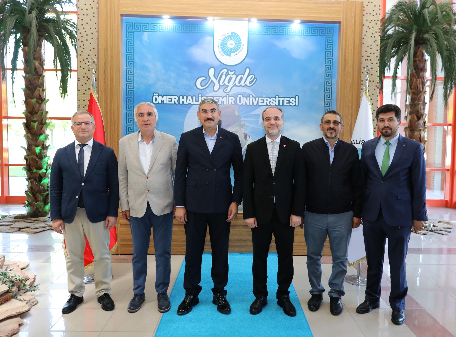Milletvekili Uzkurt'tan Üniversite Yönetimine Ziyaret