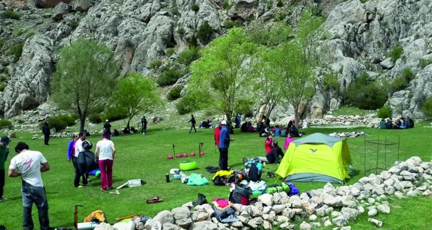 Aladağlar'a Türk dağcılarının da ilgisi arttı