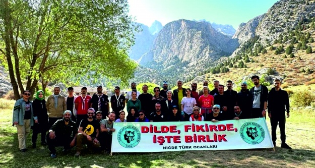 TOAK ekibi Aladağlar kampında
