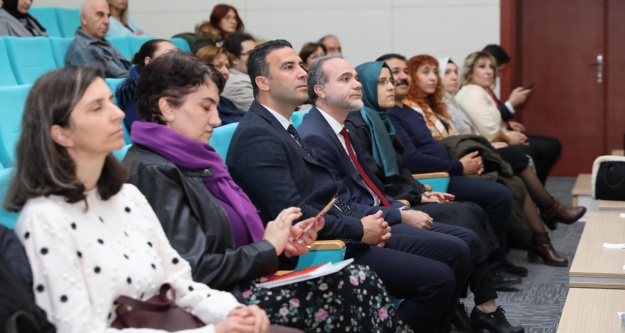 Üniversitede Aile Temalı Etkinlik Düzenlendi