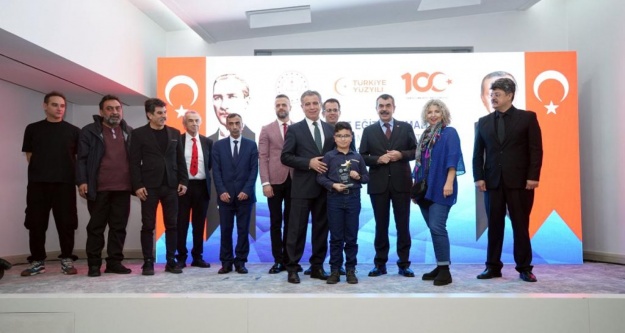 '100. Yıl ve Eğitim' Temalı Kısa Film Yarışması Ödülleri Sahiplerini Buldu