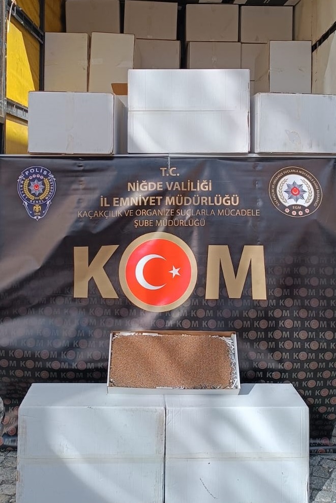 Emniyetten Kaçak Makaron operasyonu