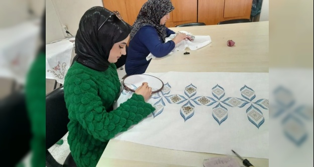 HEM tarafından açılan iğne oyası kursu ilgi görüyor