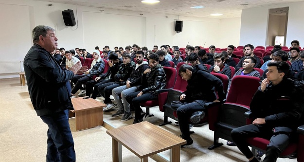 Öğrencilere yönelik iletişim toplantısı