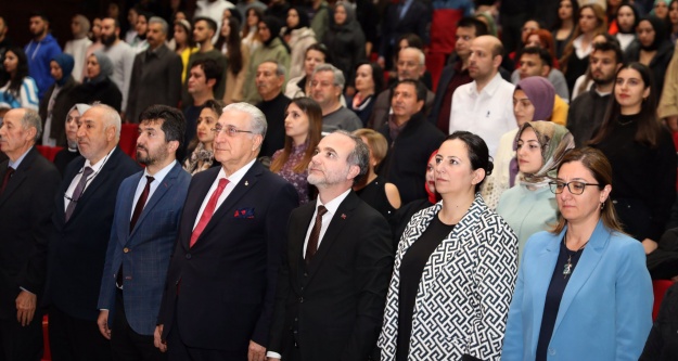 Üniversitede Beyne Kuantik Seyahat Konferansı Düzenlendi