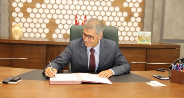 Vali Çelik'ten Mehmet Akif Ersoy'u anma mesajı