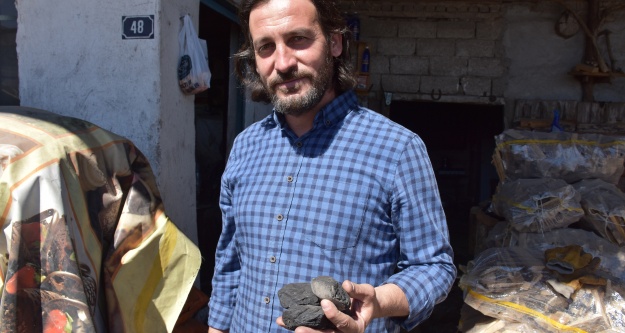 Kar uyarısı Niğde'de kömürcüleri hareketlendirdi