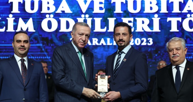 NÖHÜ Akademisyenine 'Üstün Başarılı Genç Bilim İnsanı' Ödülü