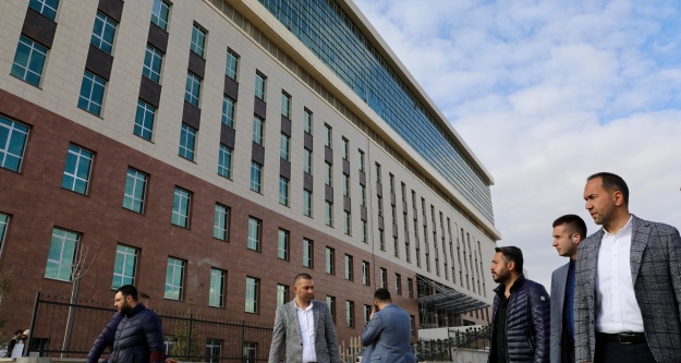 Yeni Hastane Binası Etrafında Yol Yapım Çalışmalarına Başladı