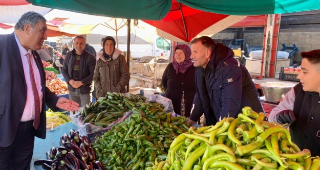 Gürer, 'Pazar yerinde dert çok”