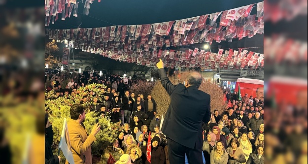 MHP'den Bor'da gövde gösterisi!