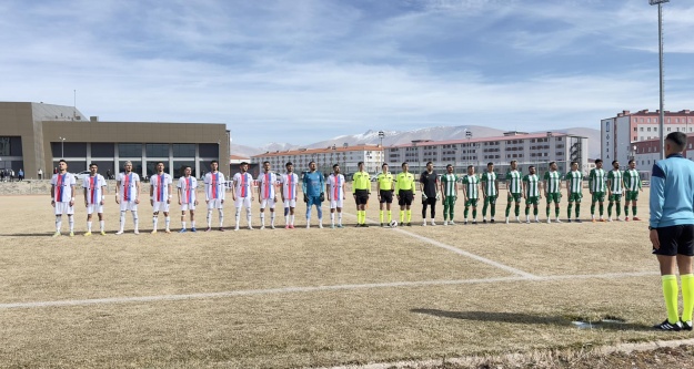 Niğde Belediyespor 3 puanı 3 golle aldı