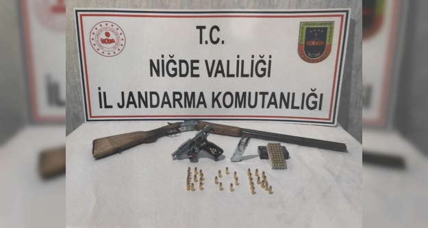 Bor'da Sosyal Medyada Silahla Ateş Eden Şahsa Operasyon