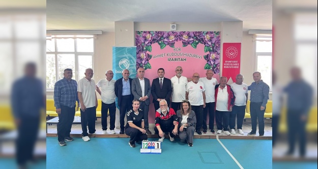 Bor'un Çınarlarından Bocce Zaferi