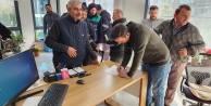 Belediye Personellerin Maaş Kartını Troy’a Taşıdı