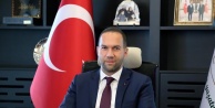 Başkan Özdemir, Kadına Yönelik Şiddete Karşı Dayanışma Günü Mesajı