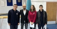 Niğde Fen Lisesi başarılara doymuyor