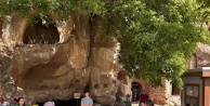 Gümüşler Manastırı Gezisiyle Tarihe Yolculuk