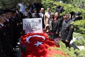 Şehit Üsteğmen Ruhi Aksoy mezarı başında anıldı